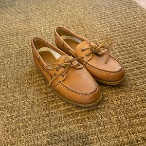 Sperry topsider brown loafers with bow